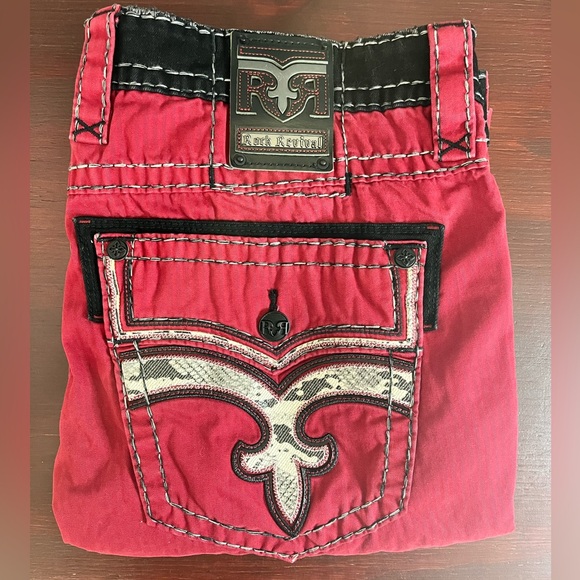 Rock Revival Red Cargo Shorts 38 Classic Fit Embroidered Grunge Skater Goth Y2K